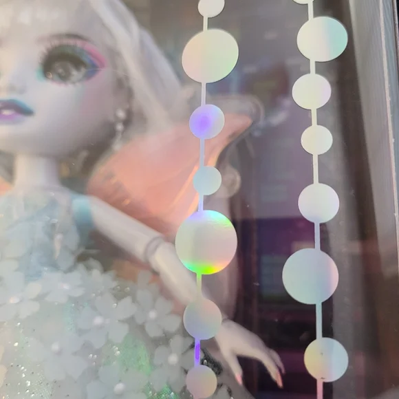 Eliza Mcfee - Fairy - Shadow High -Rainbow Vision Costume Ball - Picture 6 of 8